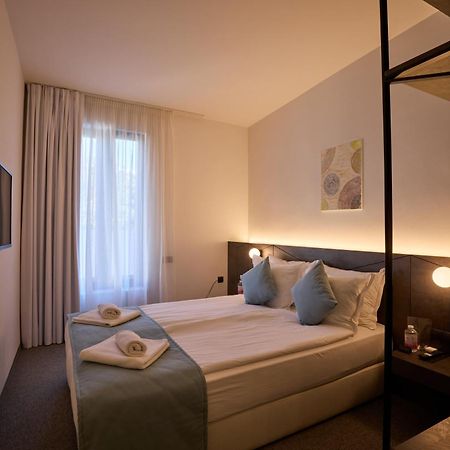 Bizarre Boutique Hotel Várna Kültér fotó