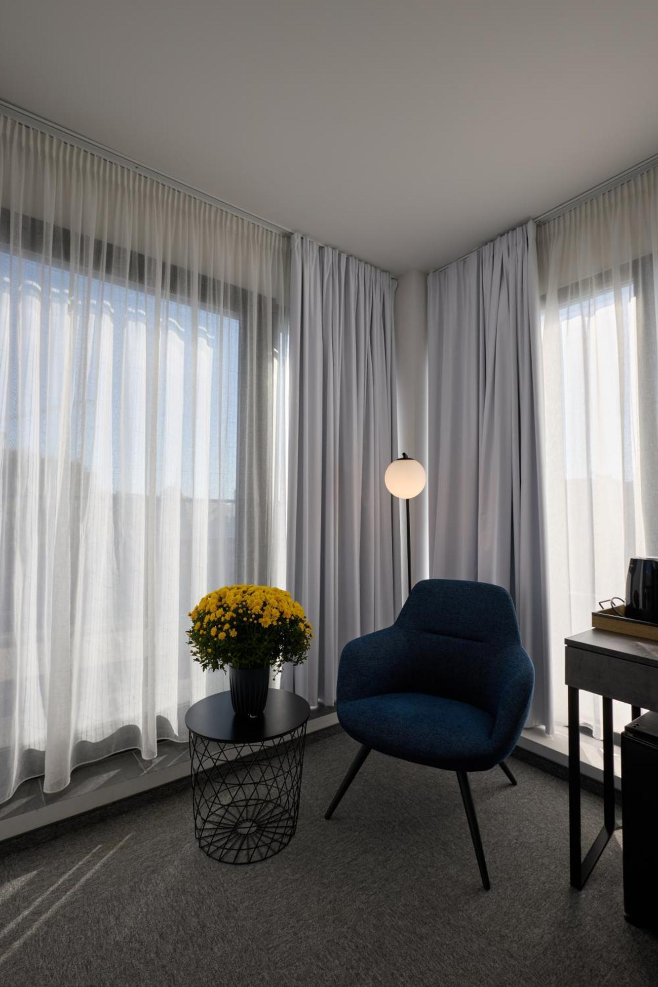 Bizarre Boutique Hotel Várna Kültér fotó