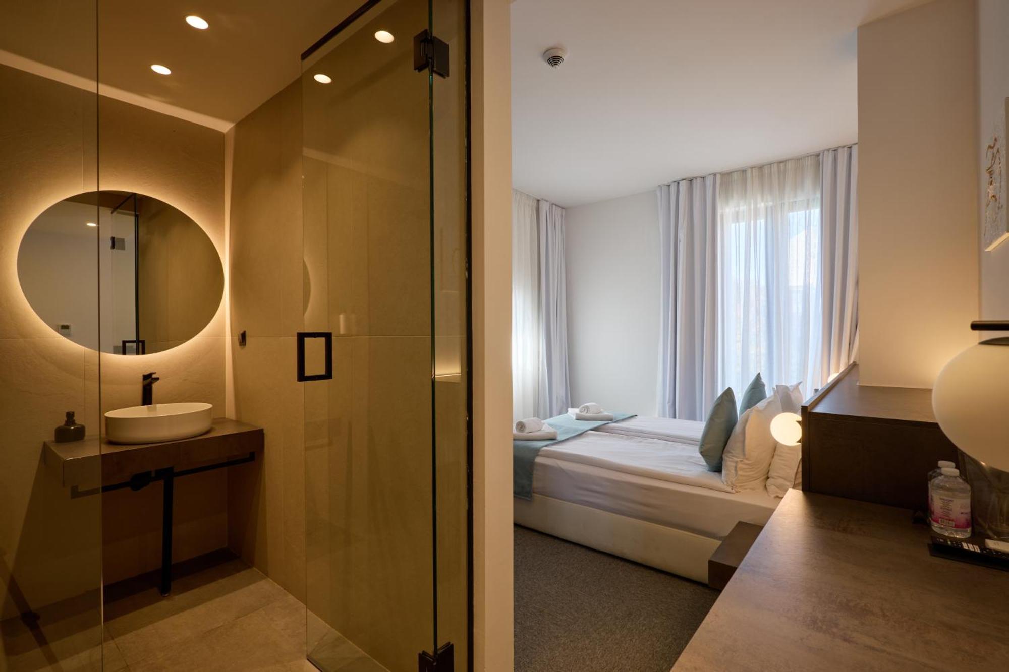 Bizarre Boutique Hotel Várna Kültér fotó