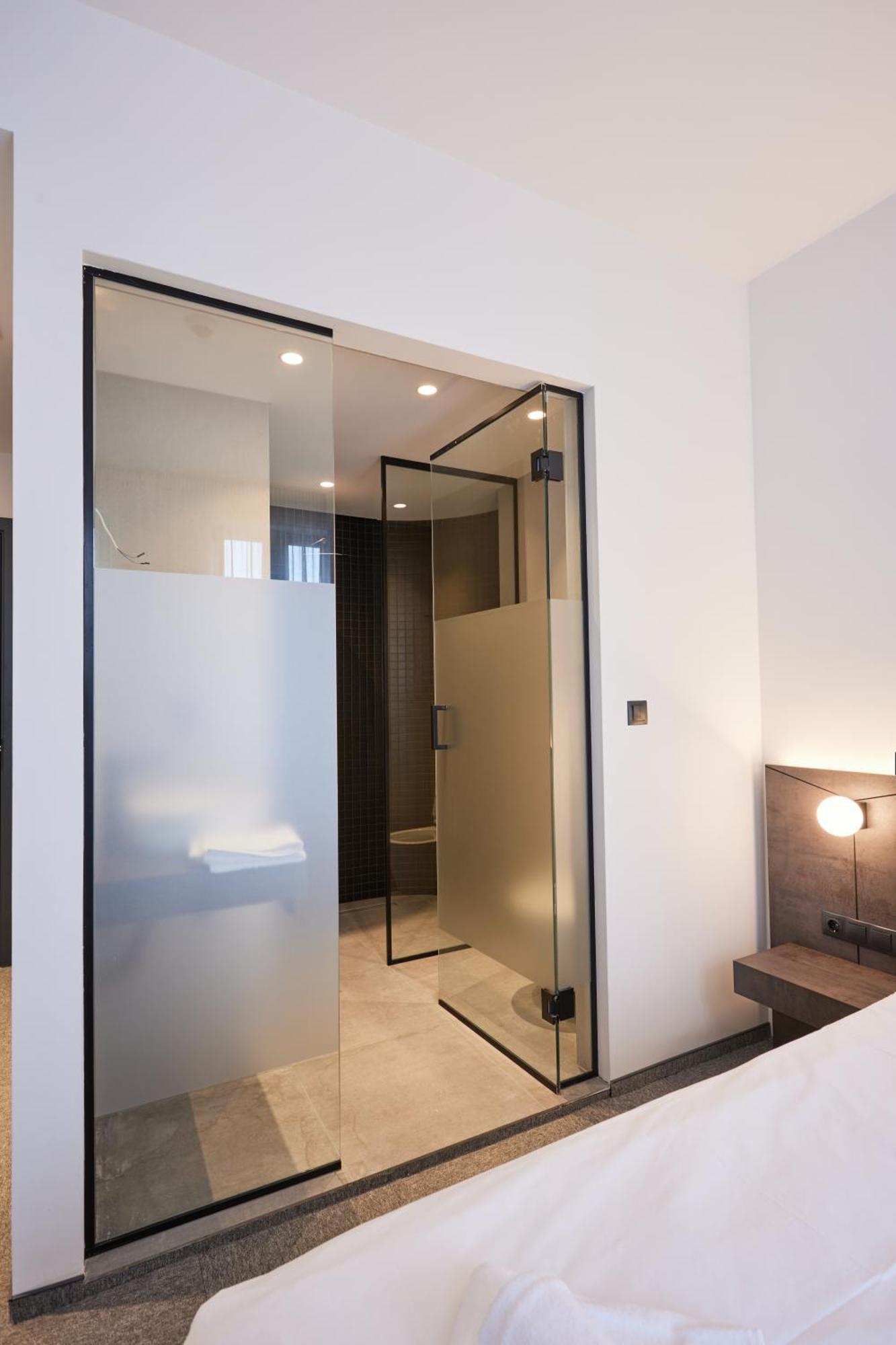Bizarre Boutique Hotel Várna Kültér fotó