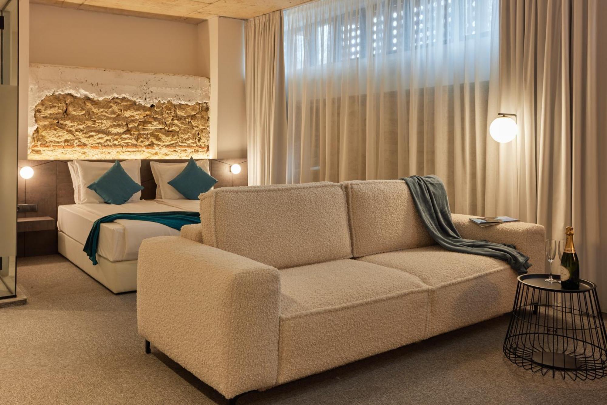 Bizarre Boutique Hotel Várna Kültér fotó